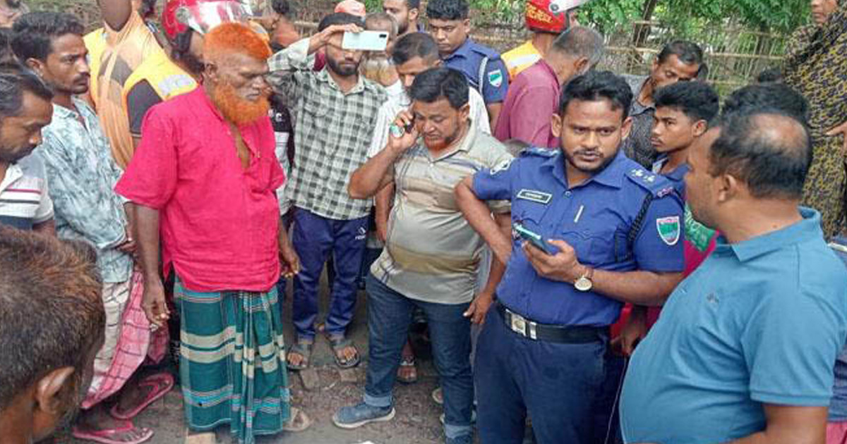 সাতক্ষীরায় পিকআপের চাকায় পিষ্ট হয়ে মাদুর ব্যবসায়ীর মৃত্যু