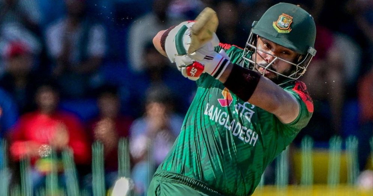 ঝড়ের গতিতে প্রথম ফিফটি করলেন ইমন