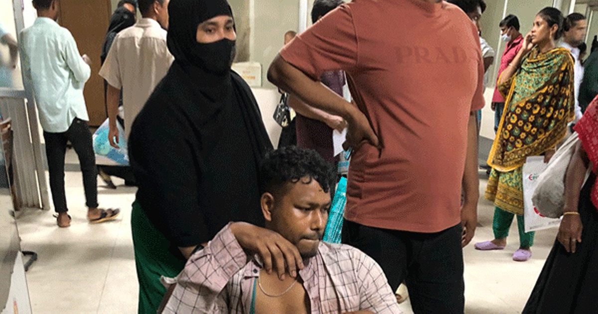 প্রেমিককে ডেকে হাত-পায়ের নখ তুলে নিলো প্রেমিকার পরিবার