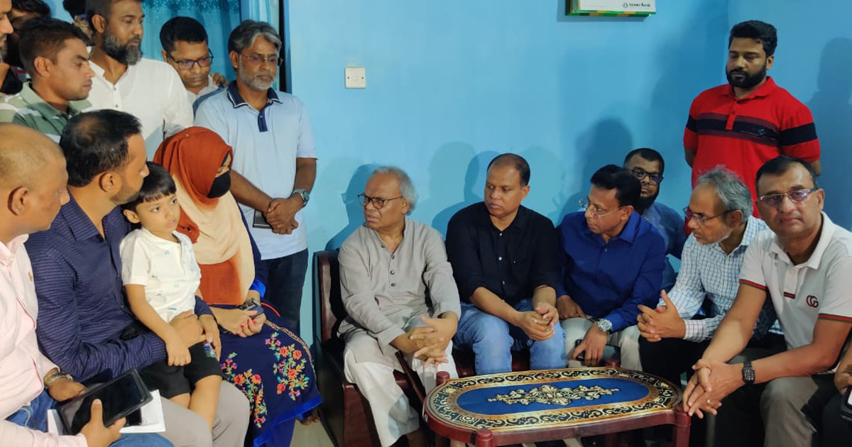 ছোবল মারতে ফনা তুলছে ফ্যাসিবাদী শক্তি: রিজভী