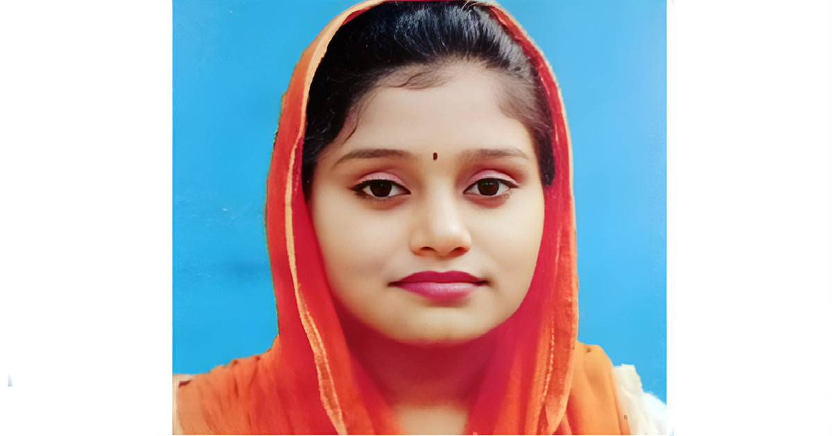 এক মাসের সন্তান কোলে নিয়েই পরীক্ষা, দেশসেরা শামীমা আক্তার
