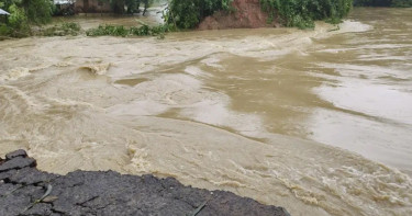 আরো বেহাল নোয়াখালী, পানিবন্দি ৪২ হাজার পরিবার