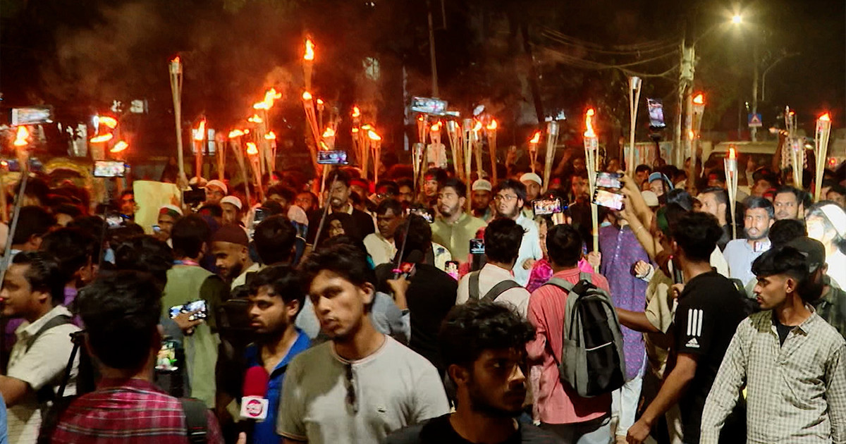 স্বরাষ্ট্র উপদেষ্টার পদত্যাগের আহ্বান জানিয়েছে বৈষম্যবিরোধী ছাত্র আন্দোলন