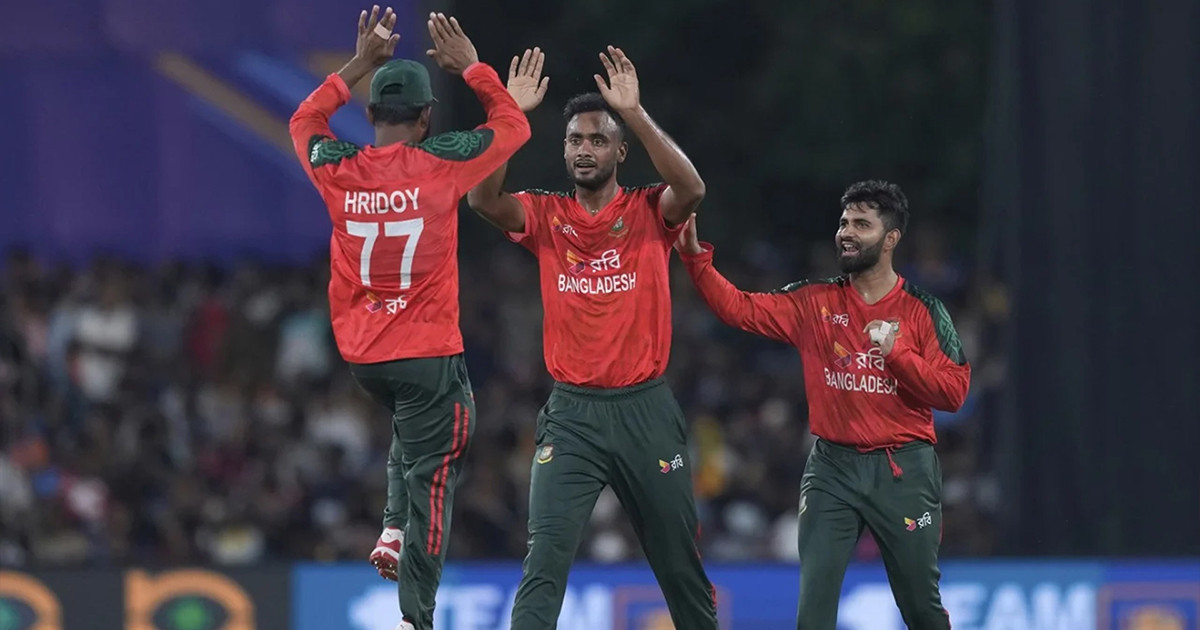 লঙ্কানদের উড়িয়ে সিরিজে সমতা ফেরালো বাংলাদেশ
