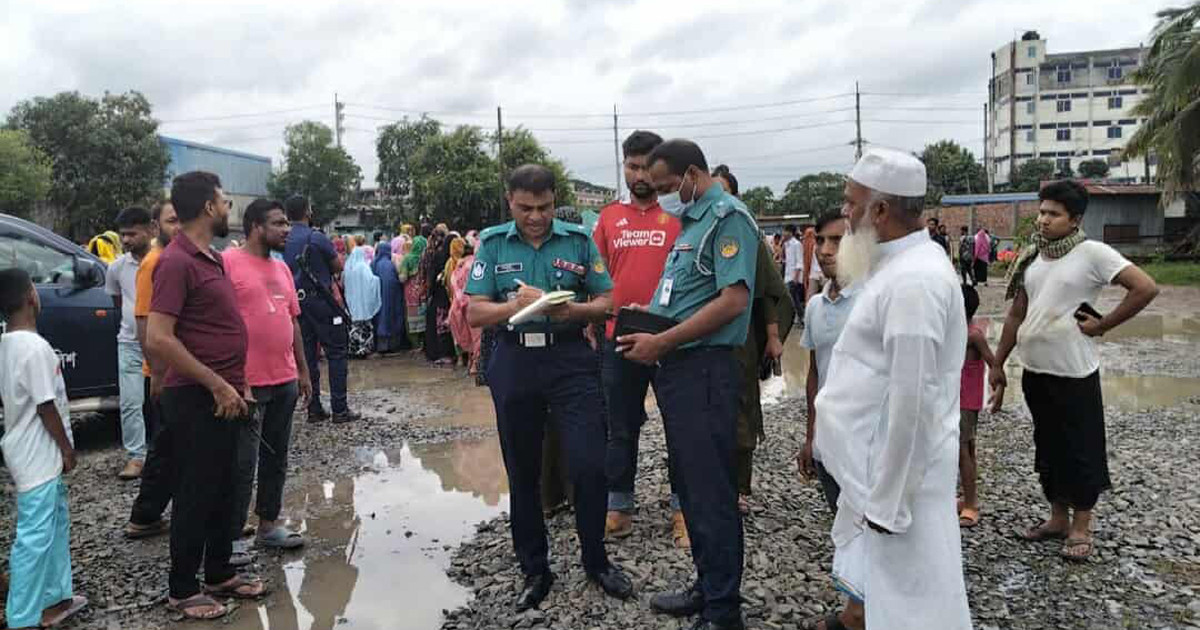 বাড়ির পাশে পাওয়া বস্তায় মিলল নাবিলার মরদেহ, বাঁধা ছিল হাত-মুখ