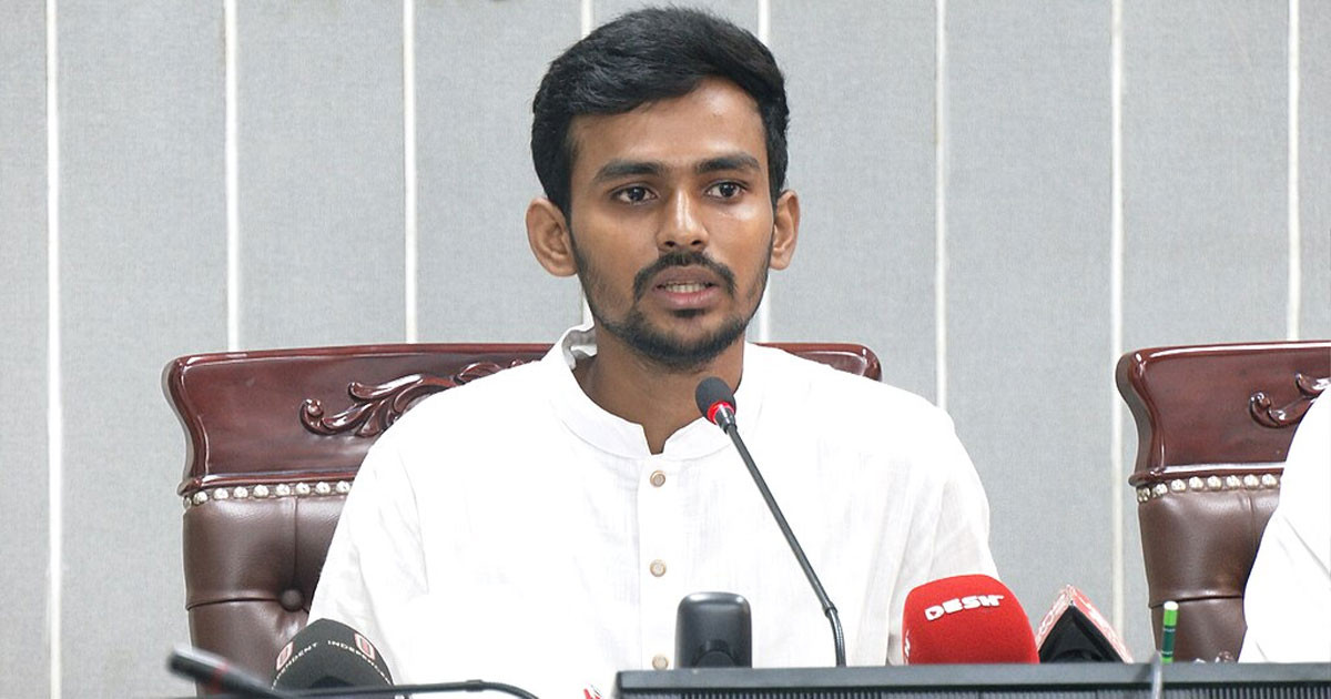 ‘কোন বিবেচনায় ‘নৌকা’ মার্কা শিডিউলভুক্ত করতে মন্ত্রণালয়ে পাঠালেন’