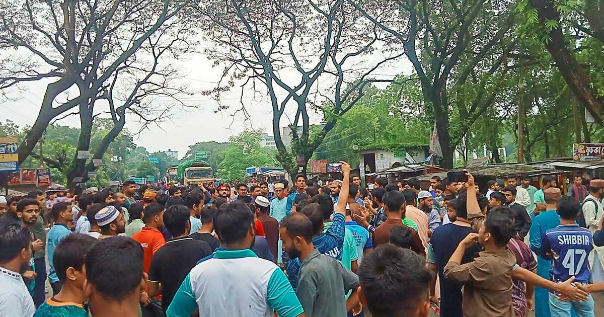 এনসিপির সমাবেশে হামলা: ইবিতে বিক্ষোভ