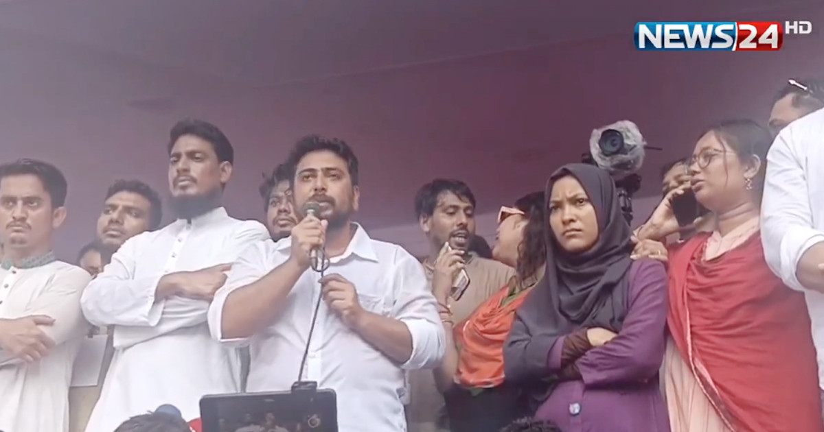 অবিলম্বে গোপালগঞ্জে লং মার্চ: নাহিদ ইসলাম