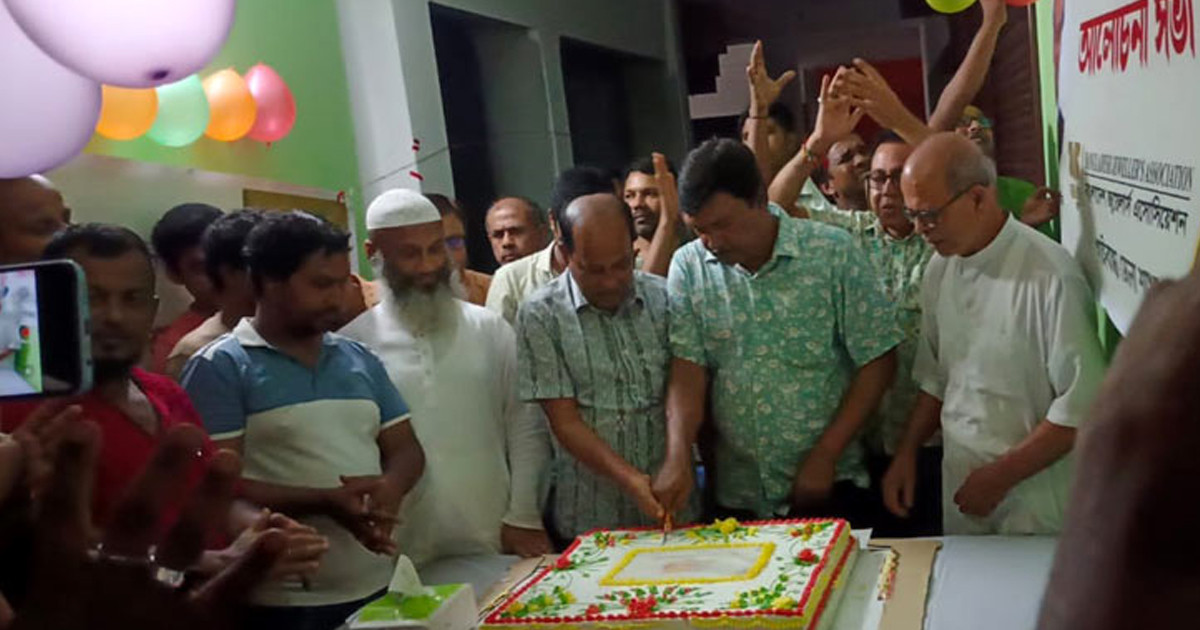 ‘বাজুস এখন একটি স্বতন্ত্র ব্র্যান্ড’