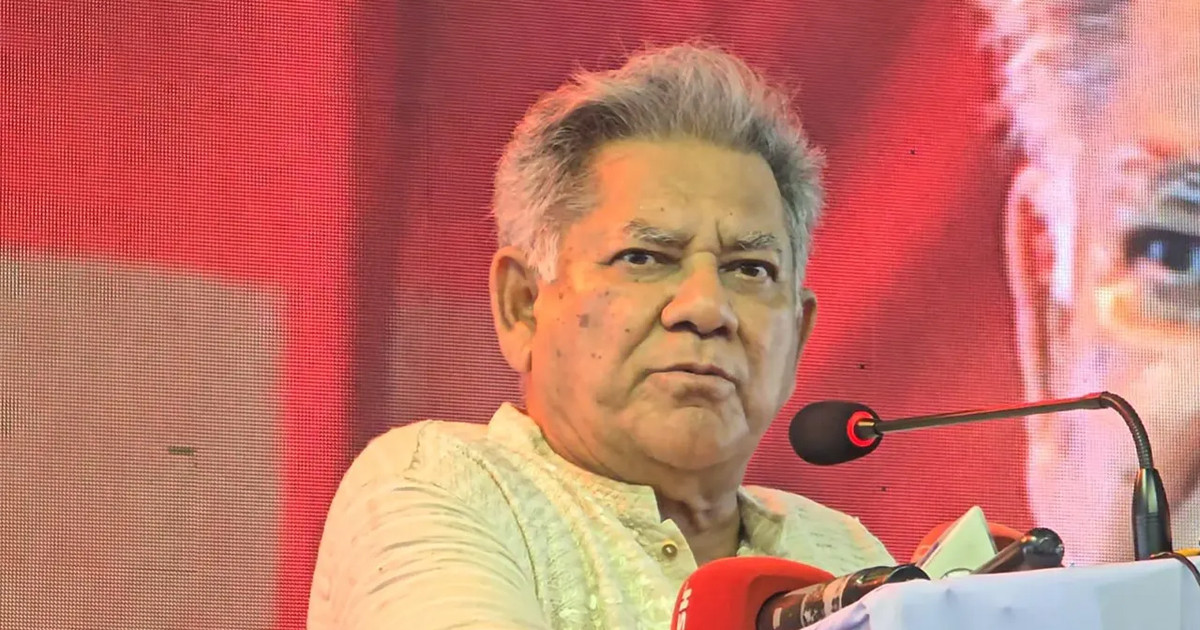 শ্রমিক স্বার্থ রক্ষায় রাস্তায় নামতে দ্বিধা করব না: শ্রম উপদেষ্টা