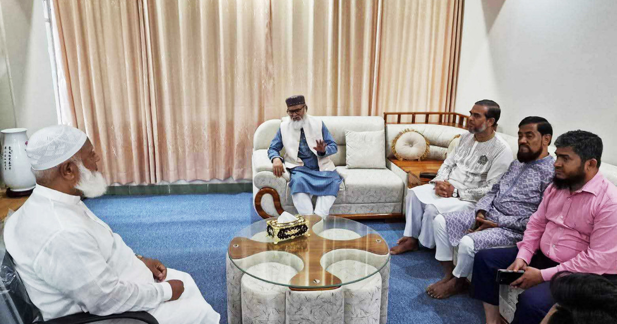 জামায়াত আমিরের বাসায় ধর্ম উপদেষ্টা