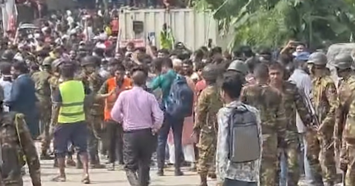 উদ্ধার অভিযানে সশস্ত্র বাহিনী