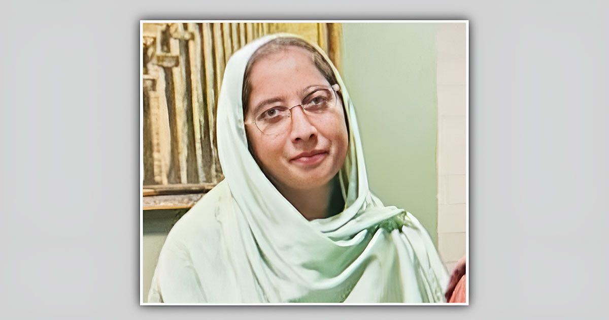 দগ্ধ শরীরে শিশুদের বাঁচানোর চেষ্টা করা শিক্ষিকা এখন লাইফ সাপোর্টে