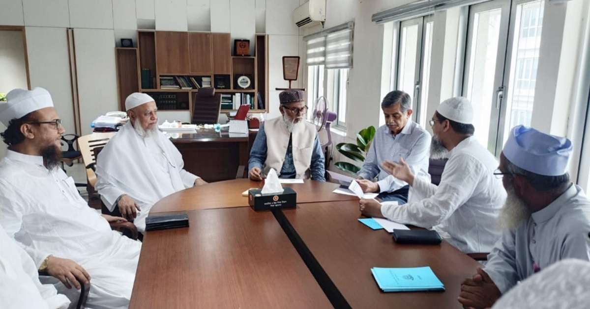 সরকারি চাকরিতে কওমি শিক্ষার্থীদের সুযোগ বৃদ্ধির দাবি