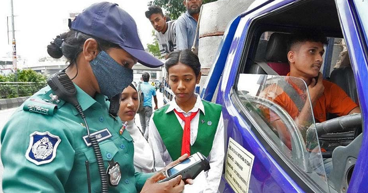 ট্রাফিক আইনে রাজধানীতে আরও ২০২১ মামলা