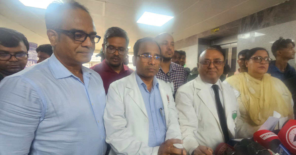 দগ্ধ ৪৪ জনের চিকিৎসা চলছে বার্ন ইনস্টিটিউটে, আটজন আশঙ্কাজনক