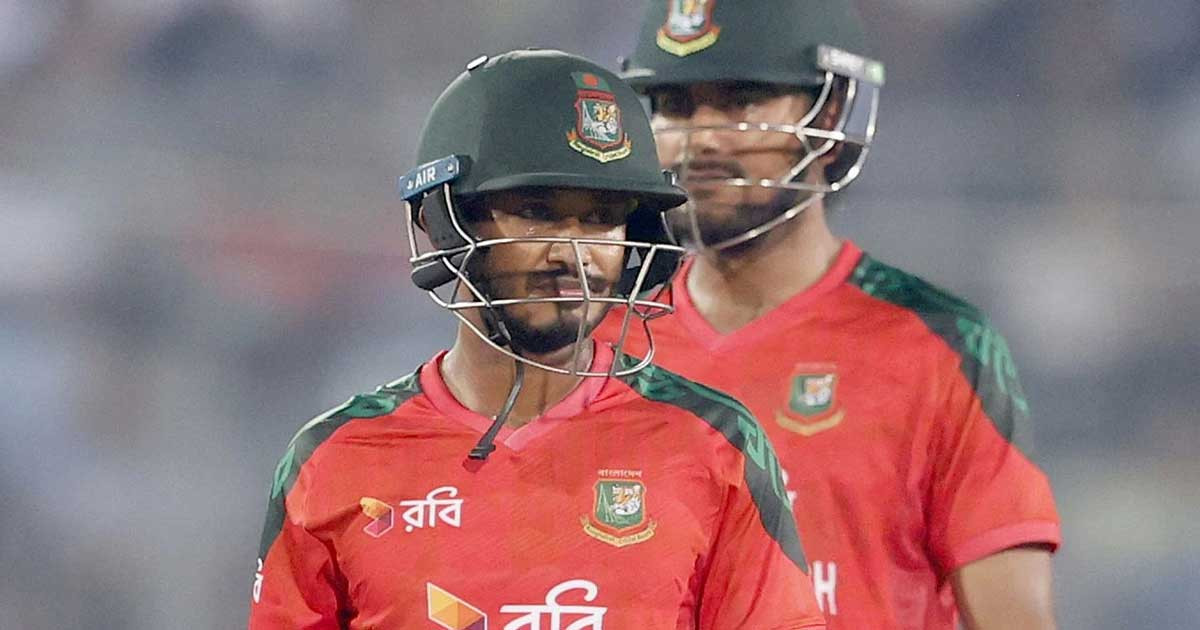 ২৫ রানে ৫ উইকেটে নেই বাংলাদেশের