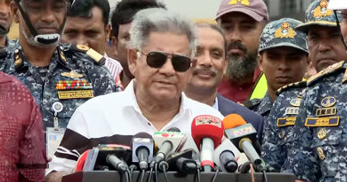 চট্টগ্রাম বন্দরে ৩০ শতাংশ ট্যারিফ বাড়ানোর সিদ্ধান্ত হয়েছে: নৌ পরিবহন উপদেষ্টা