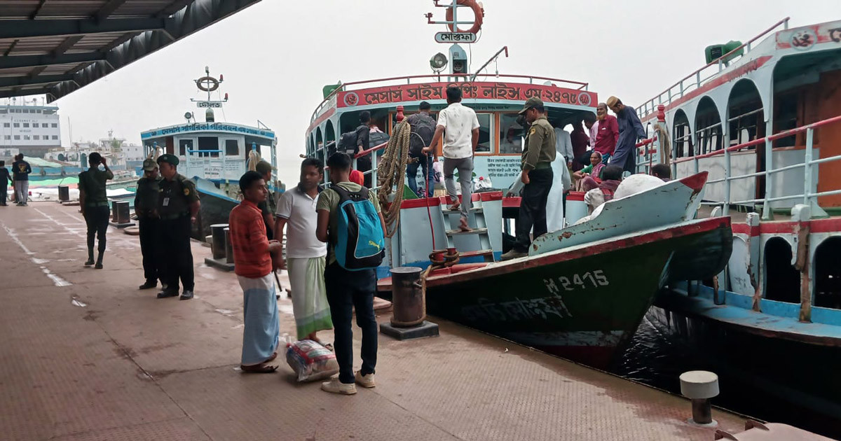 দৌলতদিয়া-পাটুরিয়া নৌপথে লঞ্চ চলাচল বন্ধ
