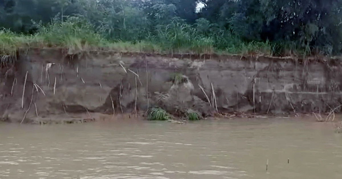‘আমাদের বাড়ি আগে দুইবার ভাঙছে, এবার ভাঙলে আর বাড়ি করা অইবো না’