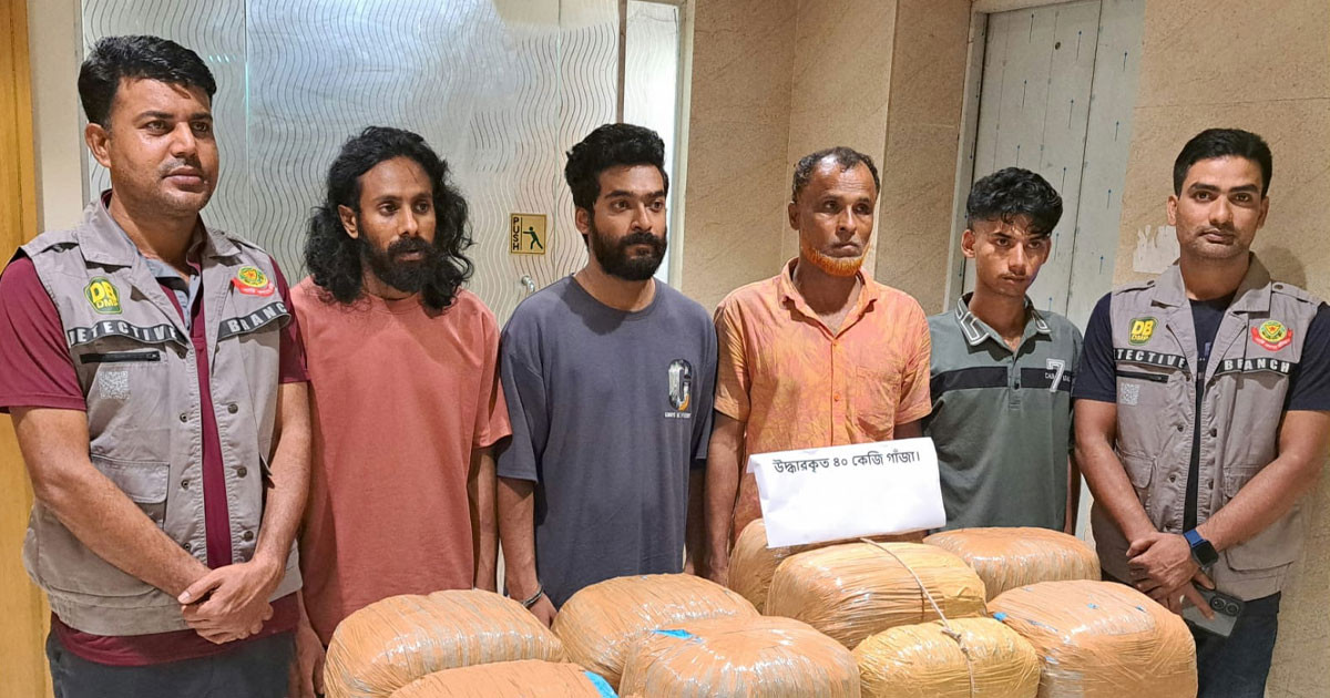 পৃথক অভিযানে ৬০ কেজি গাঁজাসহ ৬ কারবারি গ্রেপ্তার