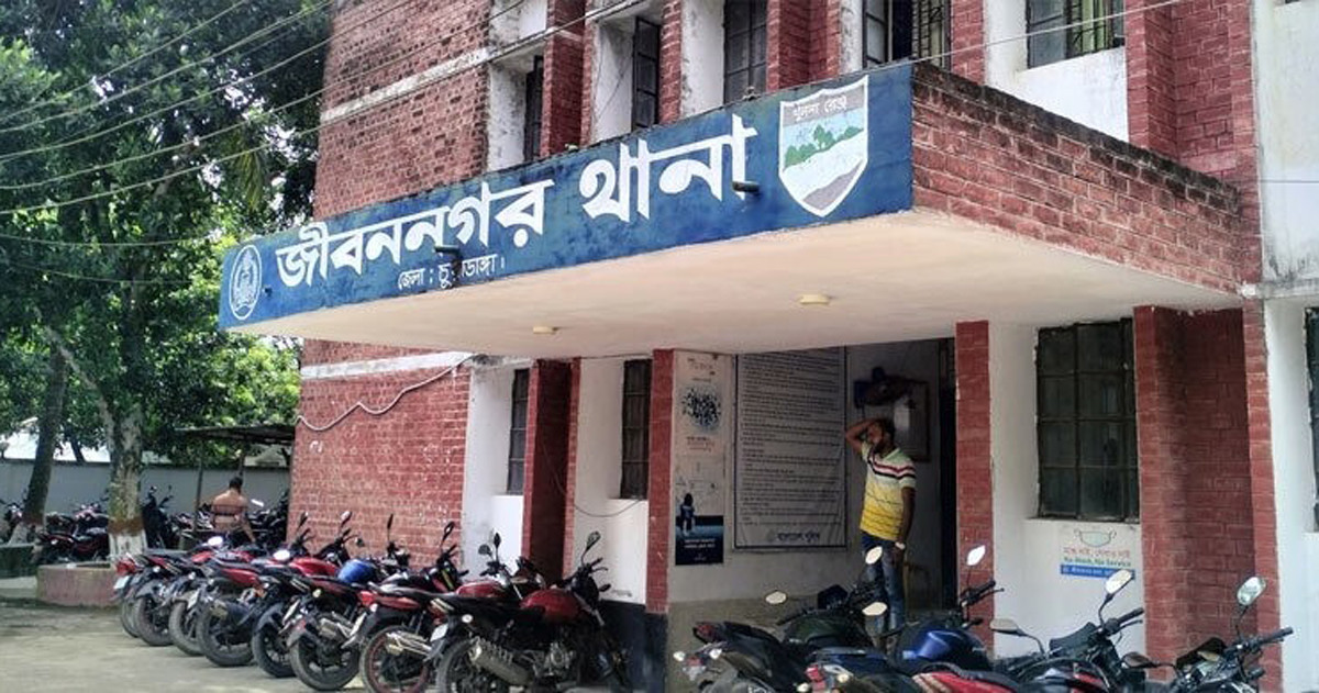 জীবননগরে নিজ ঘরে দিনমজুরের গলাকাটা মরদেহ