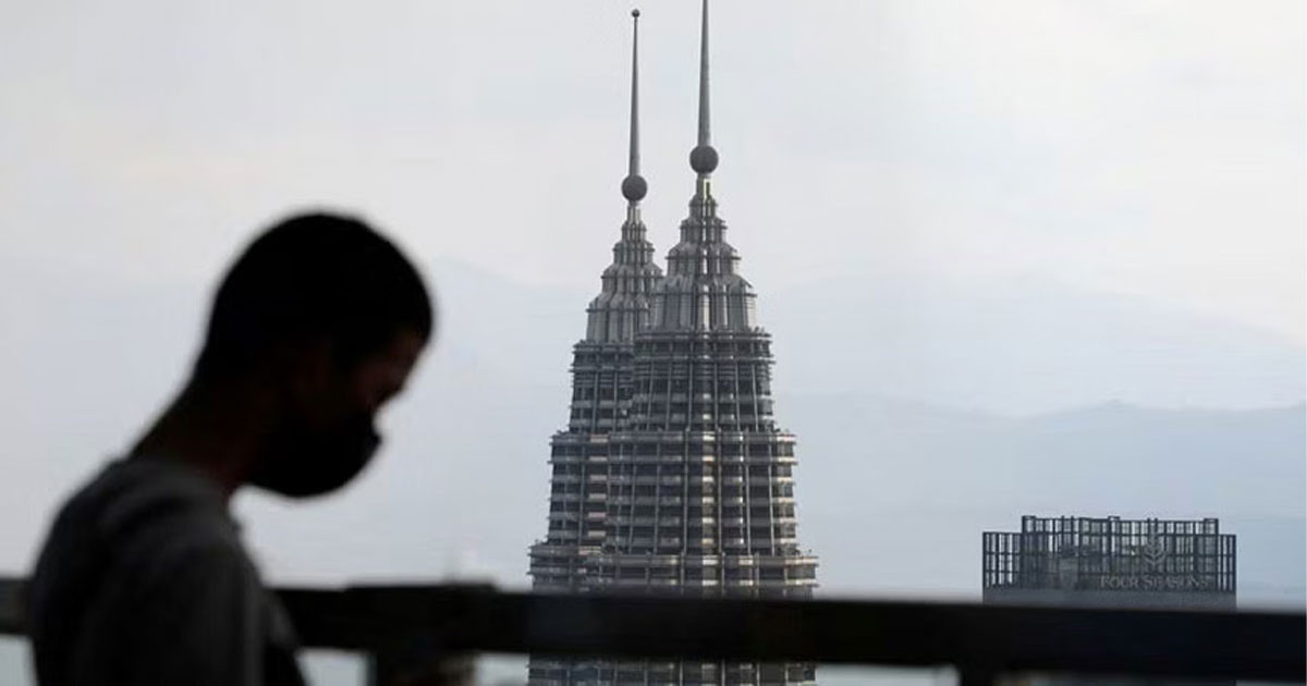 ভ্রমণ ভিসার আড়ালে মানবপাচার