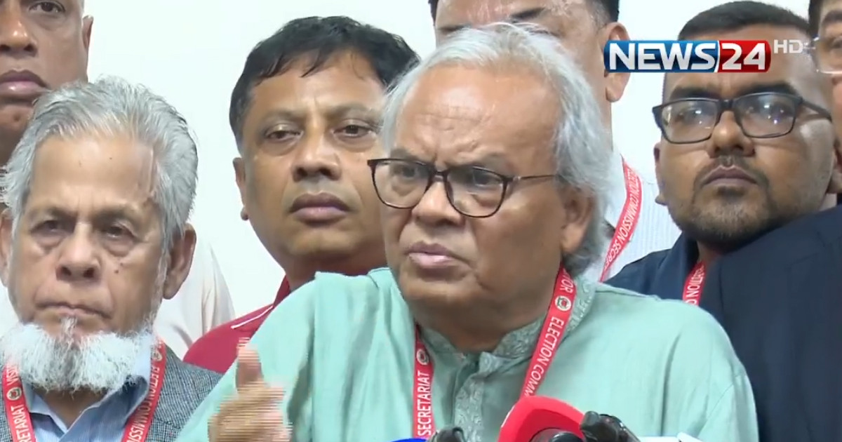 গণতন্ত্র ধ্বংসকারীরা নানাভাবে চক্রান্তে মেতে উঠেছে: রিজভী