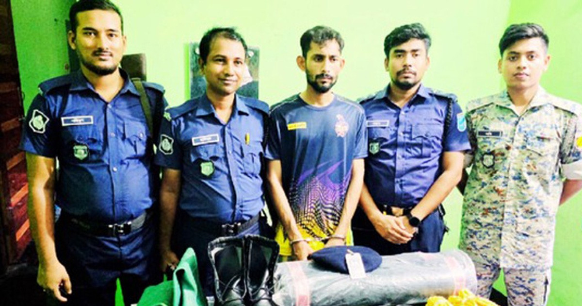 গোপালগঞ্জে চুরির দায়ে কারারক্ষী গ্রেপ্তার