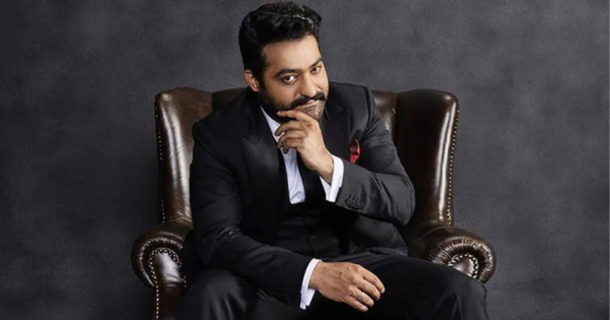 বলিউডে আয়ের রেকর্ড গড়লেন এনটিআর