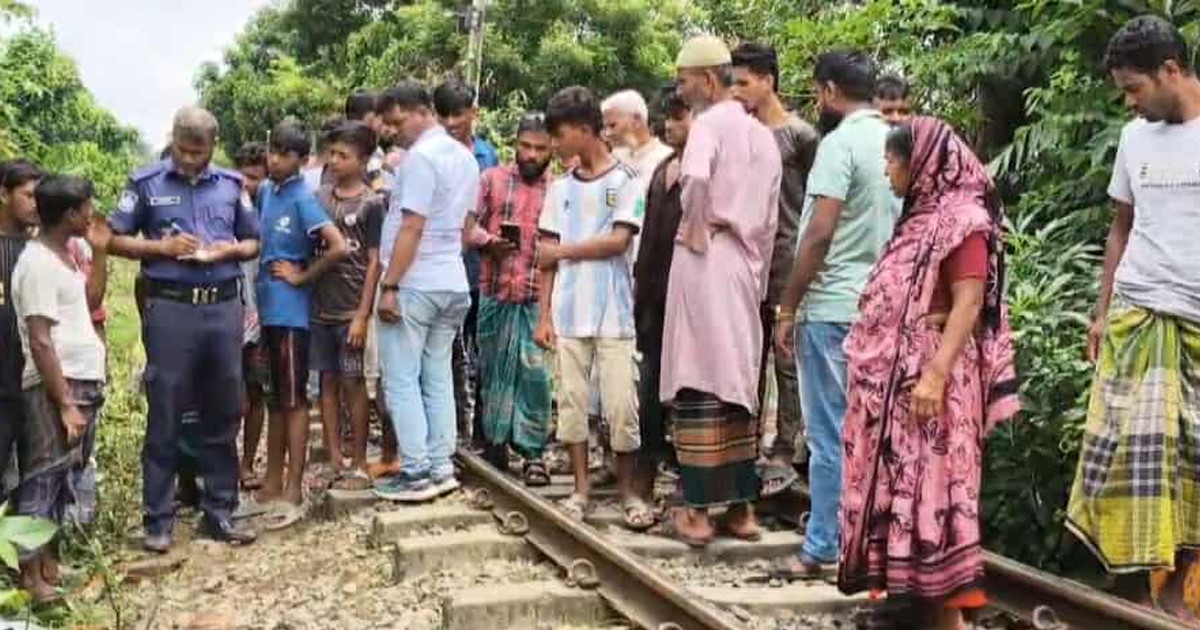 গাজীপুরে ট্রেনে কাটা পড়ে নারীর মৃত্যু