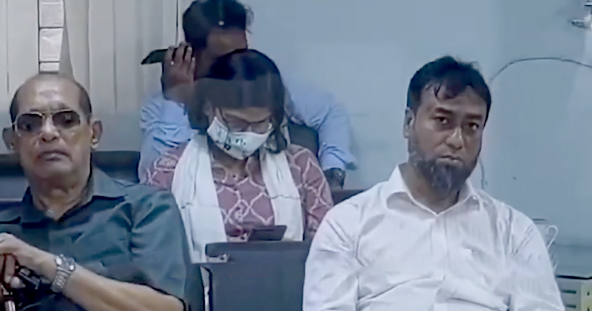 দুদকে মুন্নী সাহা, চলছে জিজ্ঞাসাবাদ