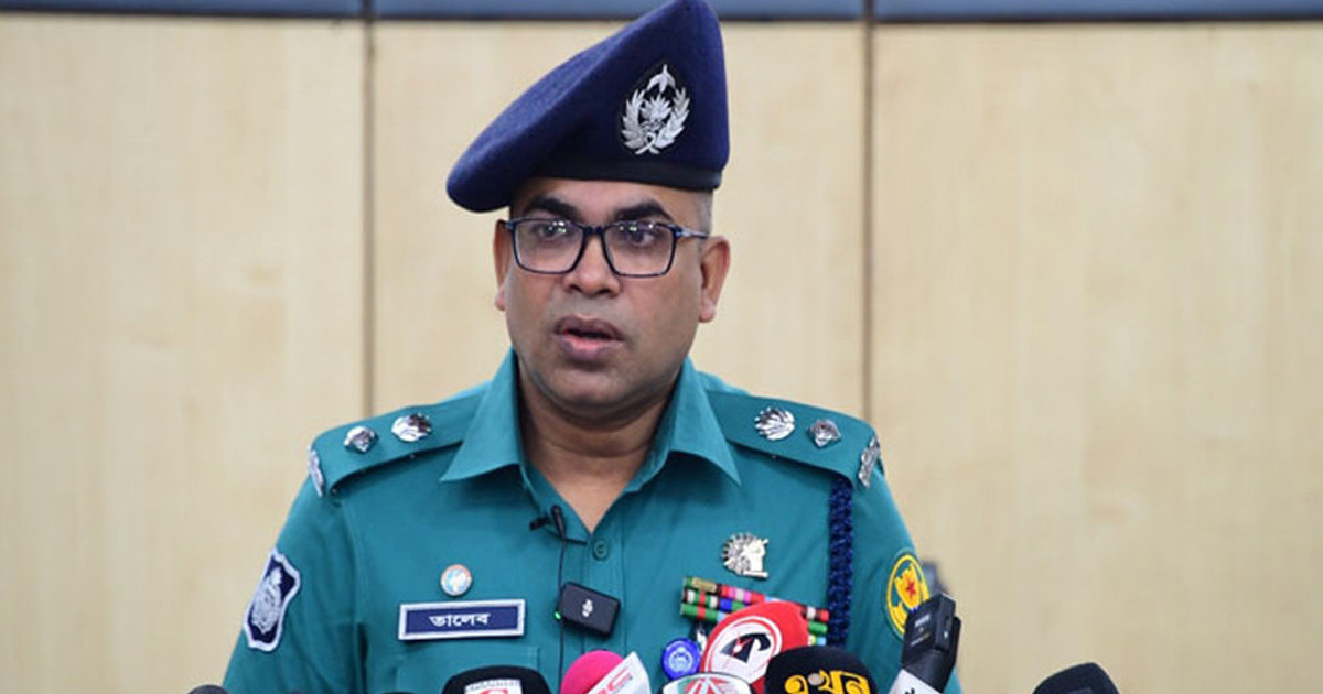 রাজধানীতে পুলিশের বিশেষ অভিযানে গ্রেপ্তার ১৮৬