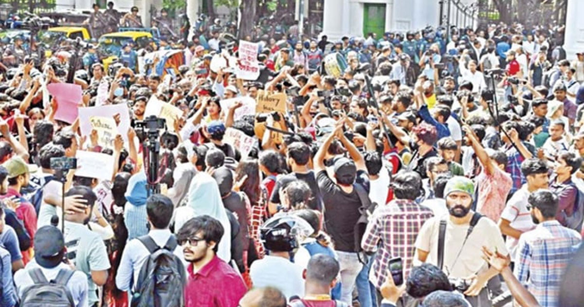 ফিরে দেখা ৩১ জুলাই: ‘মার্চ ফর জাস্টিস’ কর্মসূচিতে পুলিশের বাধা
