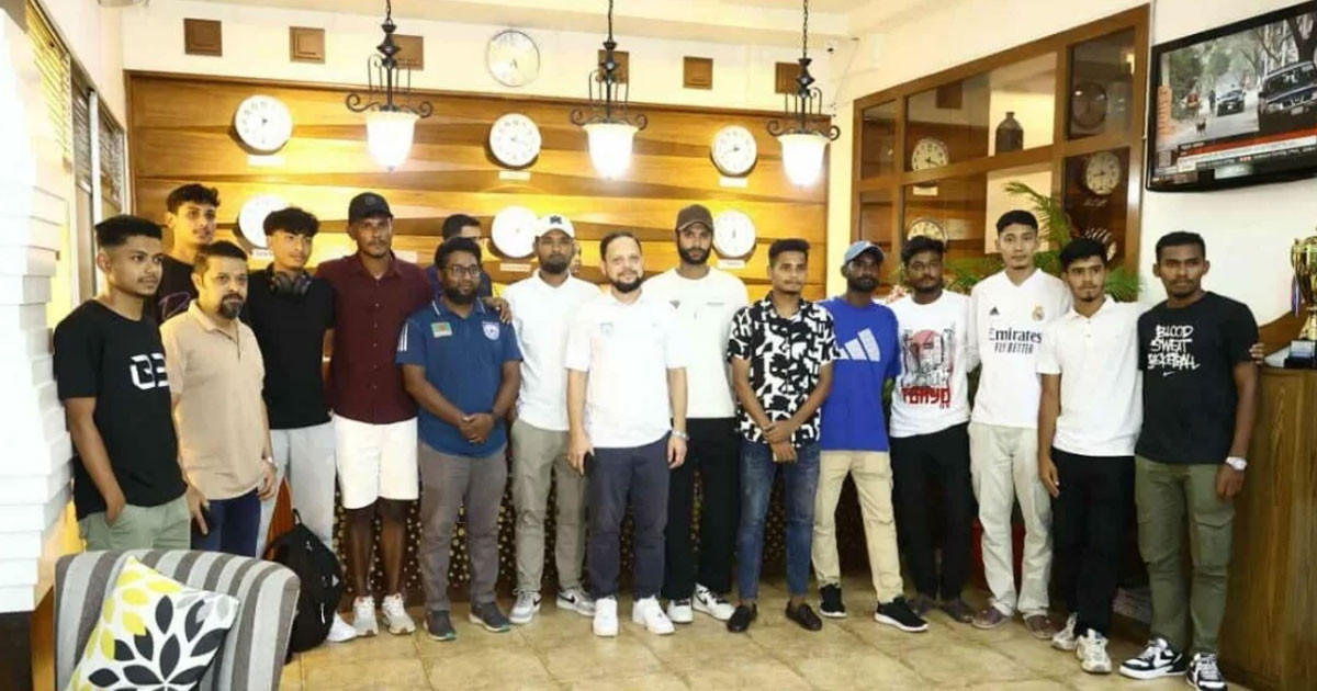 বাহরাইনে যোগ দেবেন কিংসের ফুটবলাররা