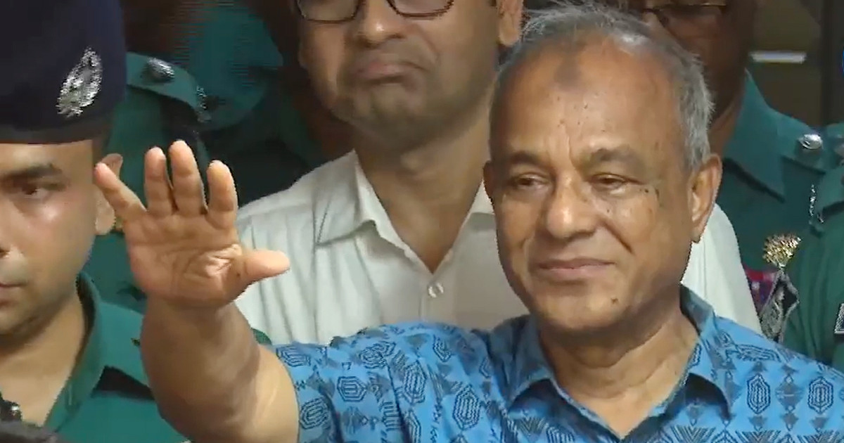 ৫ আগস্টকে ঘিরে স্বরাষ্ট্র উপদেষ্টা, ‘কোনো ধরনের শঙ্কা নাই’