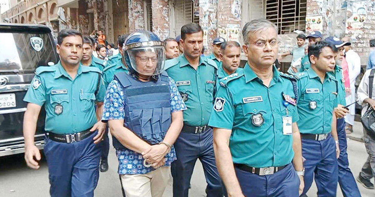 সাবেক আইজিপি চৌধুরী আব্দুল্লাহ আল মামুন ট্রাইব্যুনালে