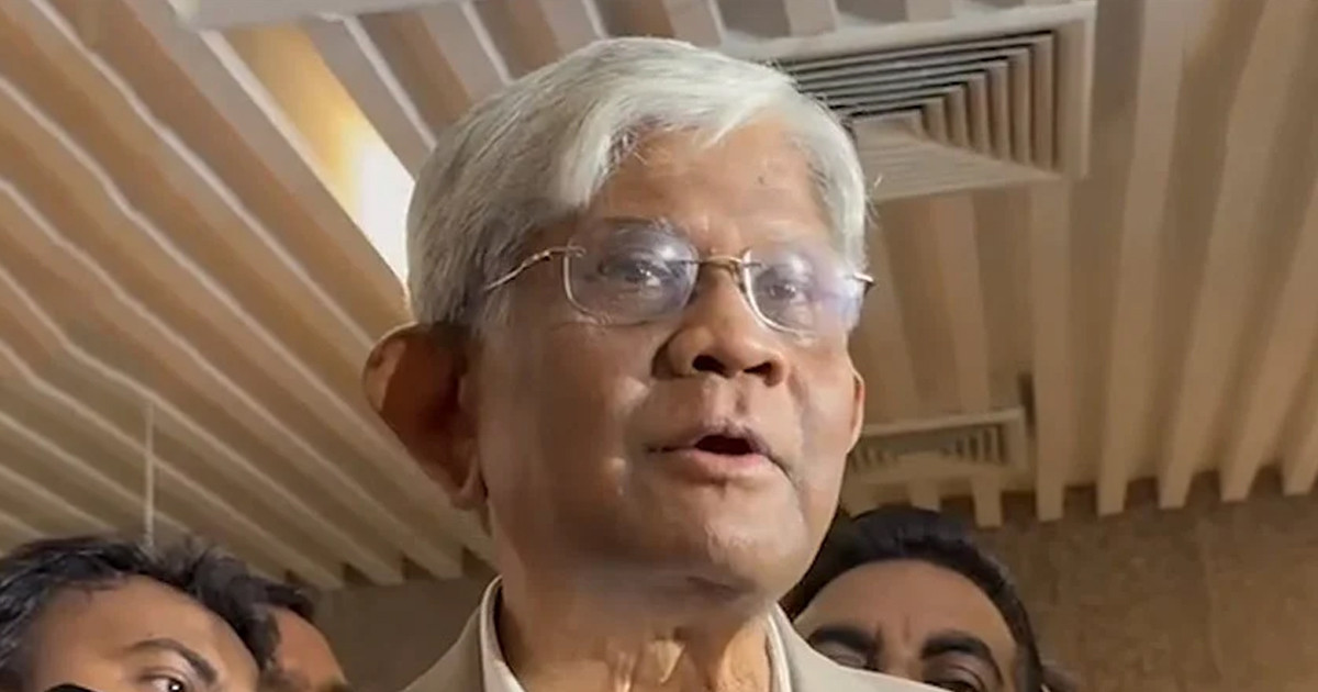কোনো উন্নয়ন যাদের চোখে পড়ে না, তারা অন্তর্দৃষ্টি দিয়ে দেখেন না: অর্থ উপদেষ্টা
