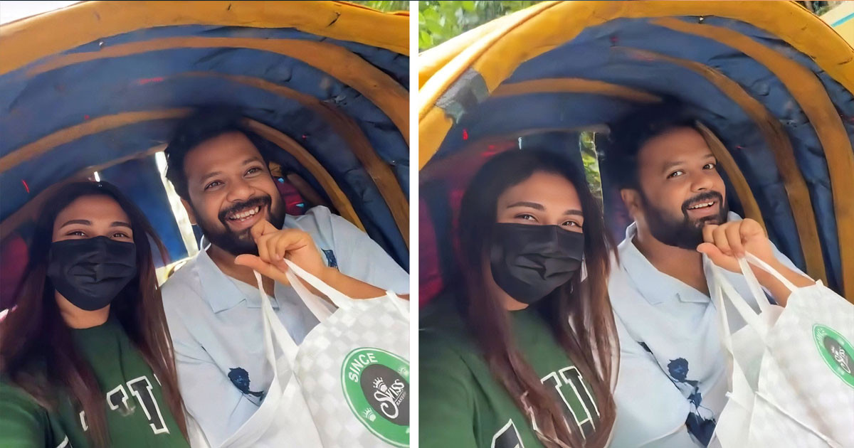 বৃষ্টির মধ্যে রিকশায় ঘুরছেন মেহজাবীন-রাজীব, জানালেন ভবিষ্যৎ পরিকল্পনার কথা