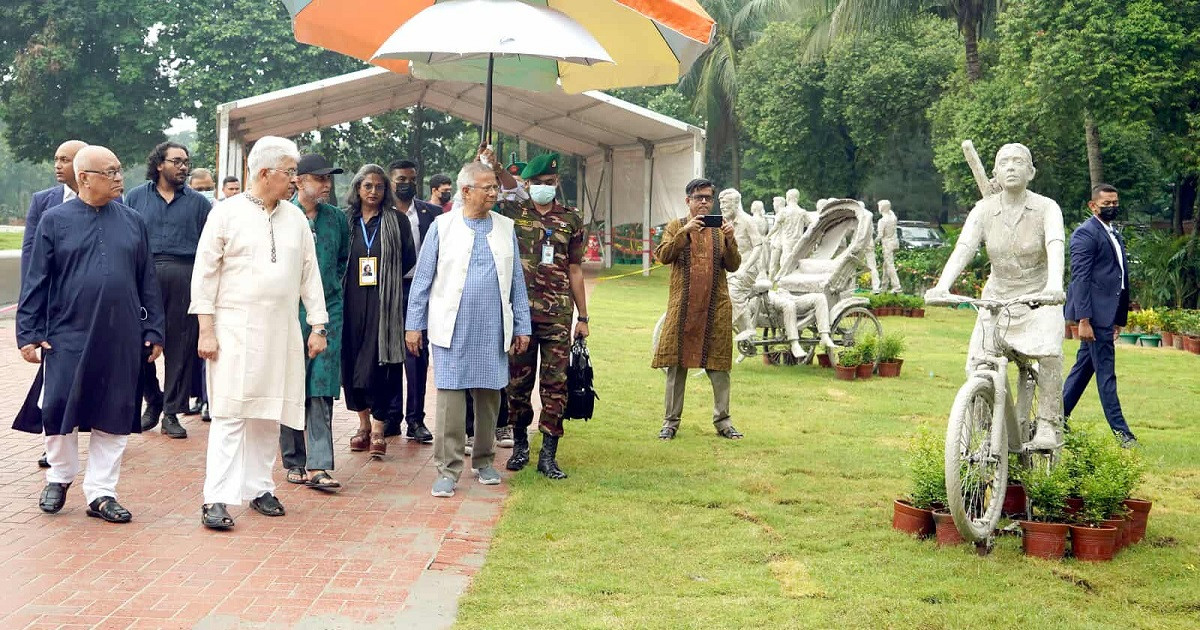 নির্মাণাধীন ‘জুলাই গণঅভ্যুত্থান স্মৃতি জাদুঘর’ পরিদর্শন প্রধান উপদেষ্টার