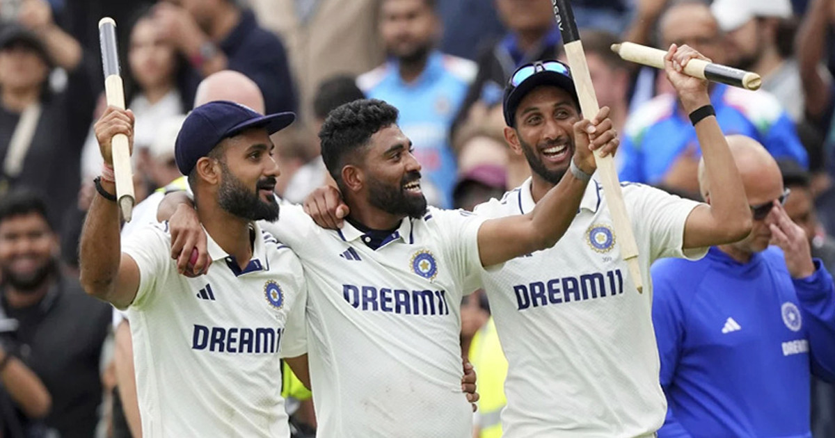 ভারতের পেসারদের বিরুদ্ধে ‘বলে ভেসলিন লাগিয়ে’ খেলার অভিযোগ
