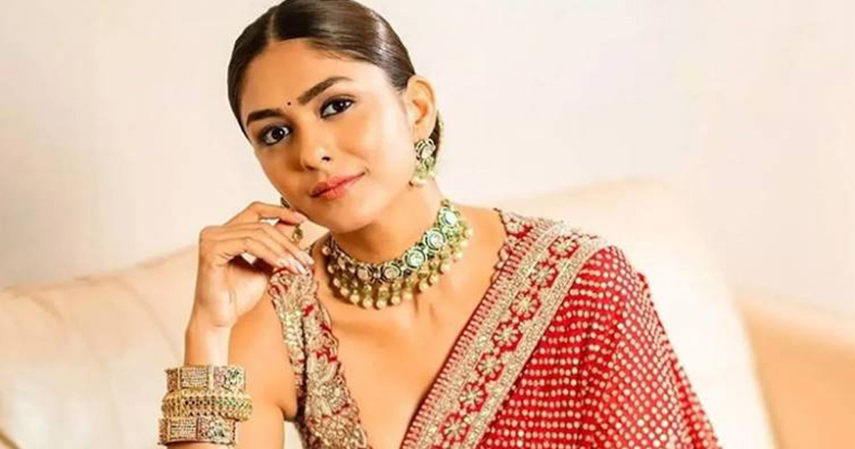বলিউডে ছন্দপতন, দক্ষিণীতেই ভরসা মৃণালের