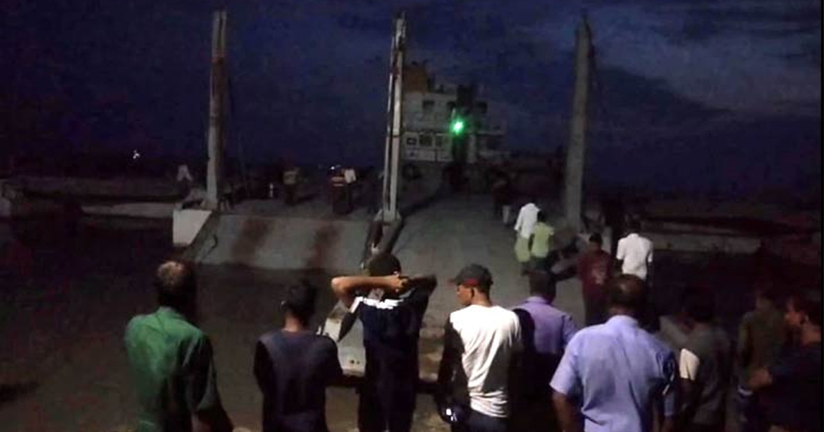পাটুরিয়া-দৌলতদিয়া লঞ্চ চলাচল বন্ধ