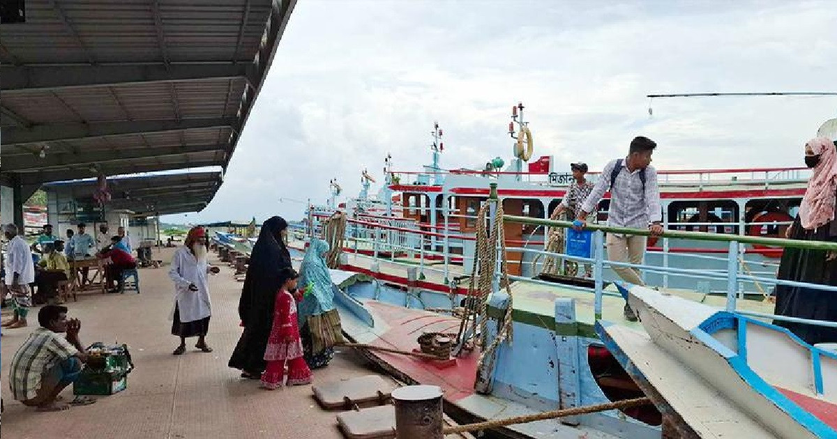১৩ ঘণ্টা পর পাটুরিয়া-দৌলতদিয়া নৌরুট স্বাভাবিক