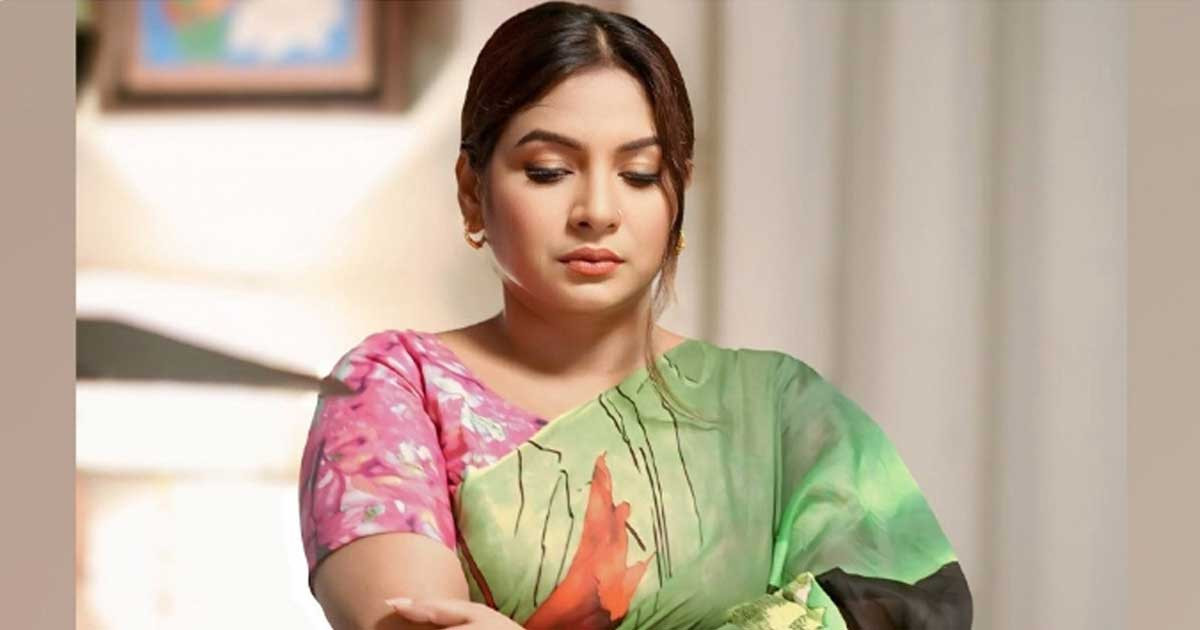 তুষার আমার স্বামীর নামের জায়গায় নিজের নাম বসিয়েছে : নীলা ইস্রাফিল