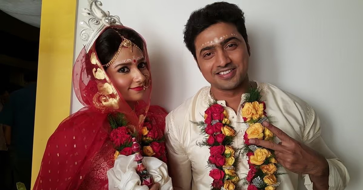 অগ্রিম বুকিংয়ে ঝড় ‘ধূমকেতু’র