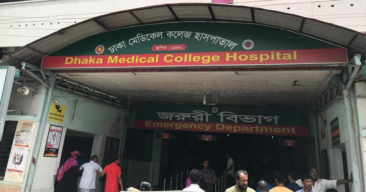 গুলিস্তানের কাপ্তানবাজারে বাসচাপায় নারী নিহত