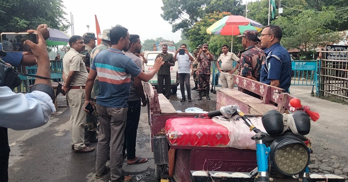 ভেসে এলো ভারতীয় শিশুর লাশ, পতাকা বৈঠকে হস্তান্তর