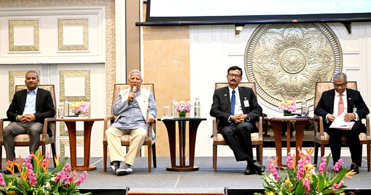 স্বৈরশাসনে ধসে পড়া অর্থনীতি প্রবাসীদের রেমিট্যান্সে পুনরুদ্ধার: প্রধান উপদেষ্টা