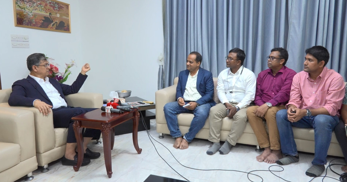 গুলশানে চাঁদাবাজির ঘটনায় সরকারের কেউ জড়িত কিনা স্পষ্ট করার আহ্বান
